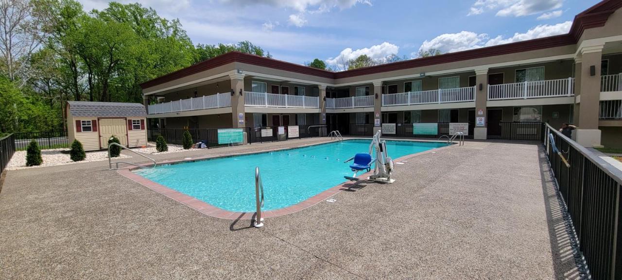 Red Roof Inn Bordentown - Mcguire Afb エクステリア 写真
