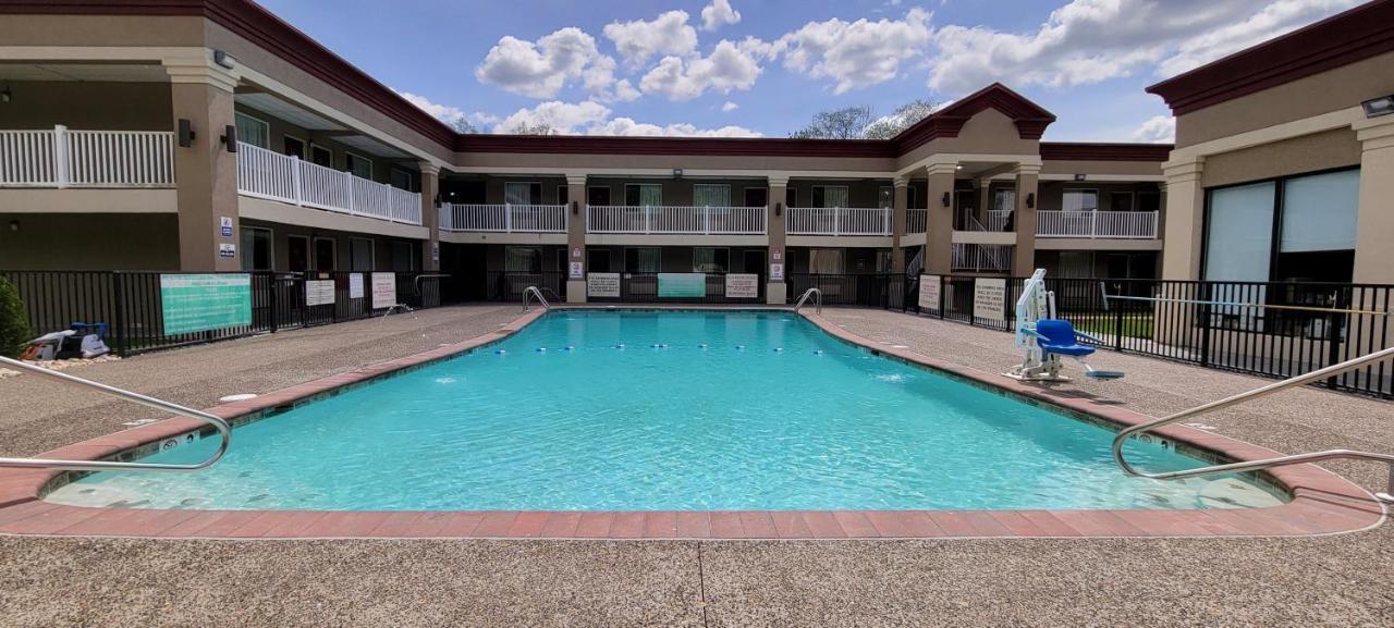 Red Roof Inn Bordentown - Mcguire Afb エクステリア 写真