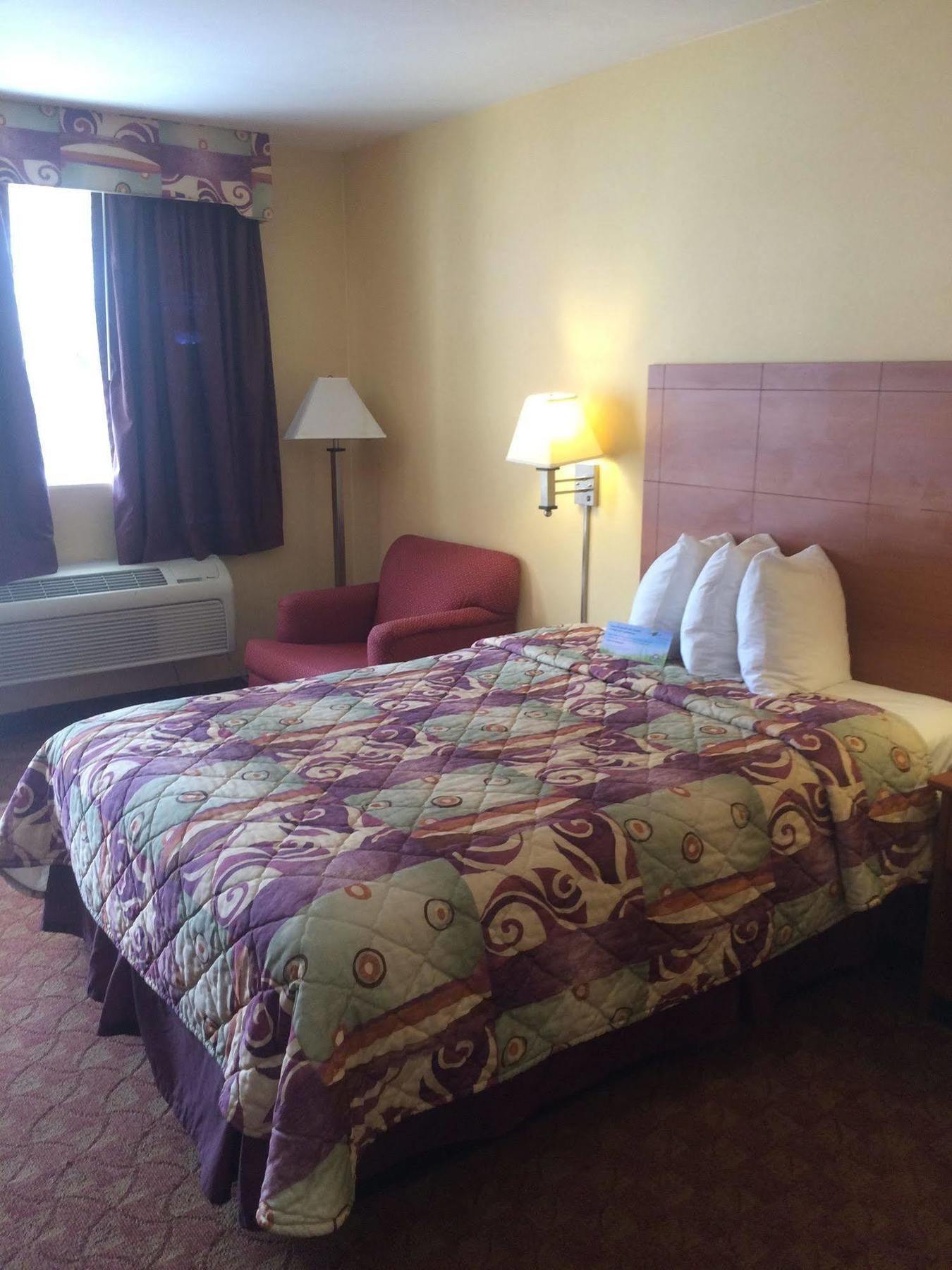 Red Roof Inn Bordentown - Mcguire Afb エクステリア 写真